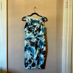 Suzi Chin for Maggy Boutique Blue Floral Pleated Sleeveless Sheath Dress 4P